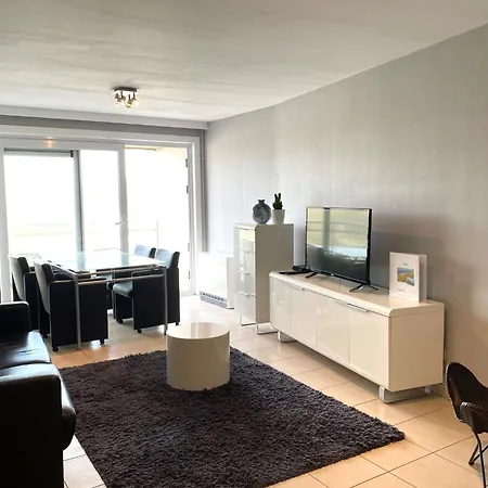 Queen Mary 302 With Balcony By Interhome Апартаменты *