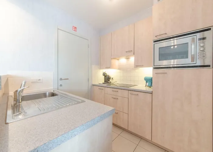 Queen Mary 302 With Balcony By Interhome Appartement *